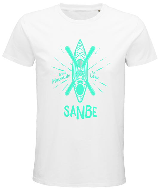 T-shirt From Mountain to Lake Moesa Boutique, design ispirato ai paesaggi alpini e lacustri della regione San Bernardino